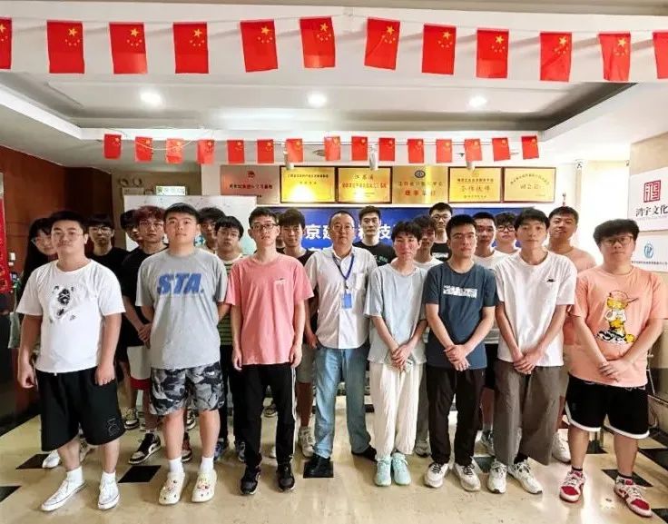 近期結班留影 | 百尺竿頭，更進(jìn)一步，加